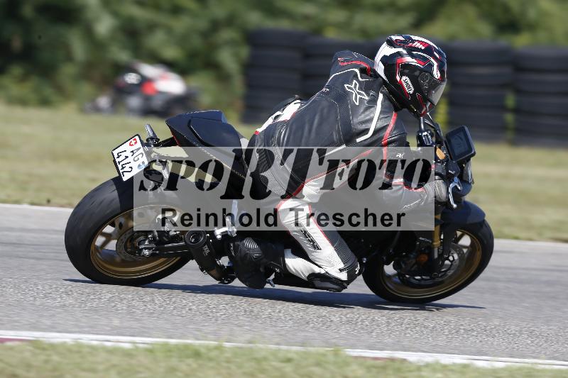 Archiv-2025/49 26.08.2025 Cornu Master School ADR/blau-bleu/29